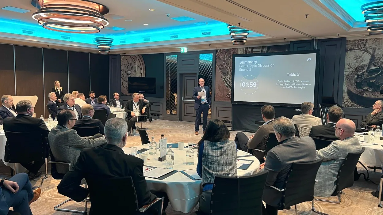 Executives Presenting Key-Outcomes from a Think-Tank Round